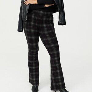 TORRID Size 3 3X signature black plaid flare leggings 22 / 24